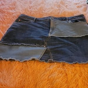 American rag size 17 fringe skirt